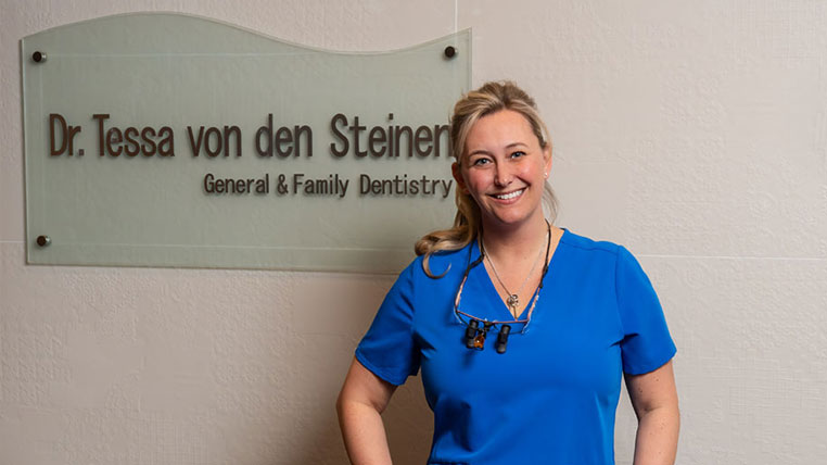 card-von-den-Steinen